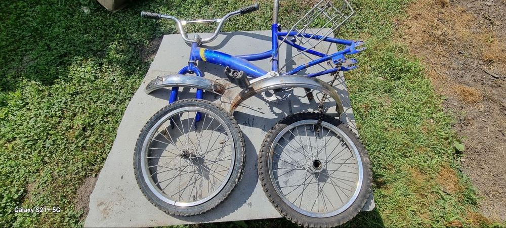 Продам дитячий велосипед по запчастинам