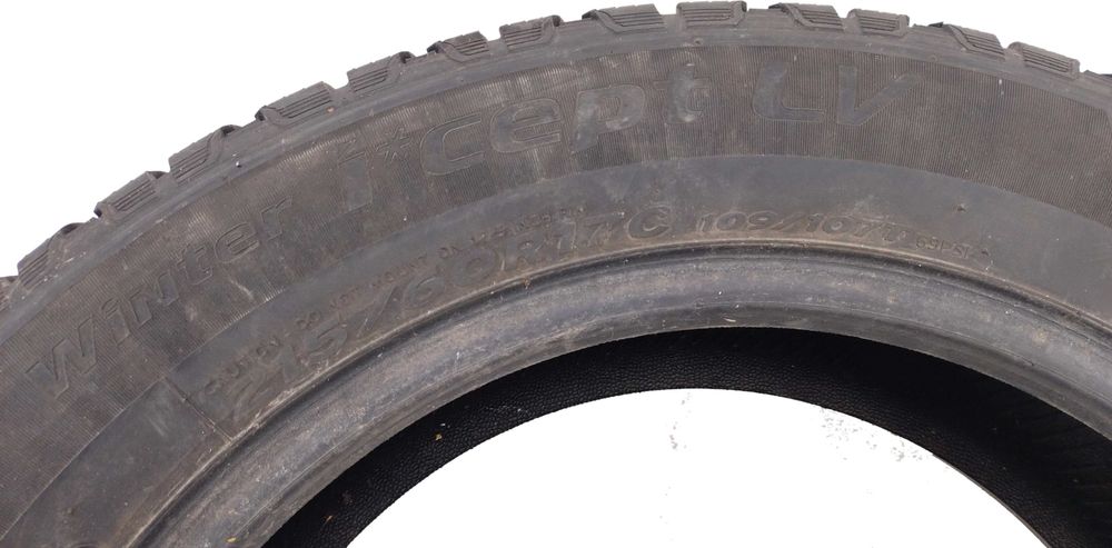 4x 215/60 R17C Hankook LV  opony zimowe 8 mm / kurier montaż