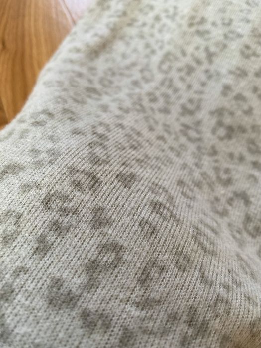 Костюм для дому оливкового кольору в анімалістичний, леопардовий принт