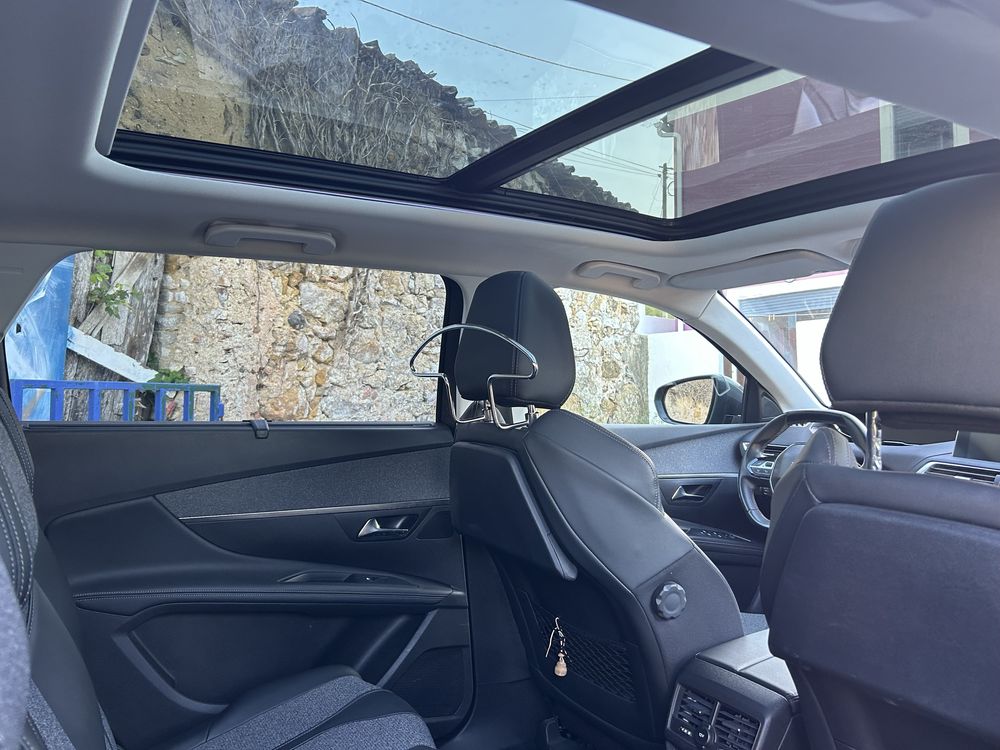 Peugeot 5008 1.5 hdi Allure pack teto pnorâmico 7 lugares