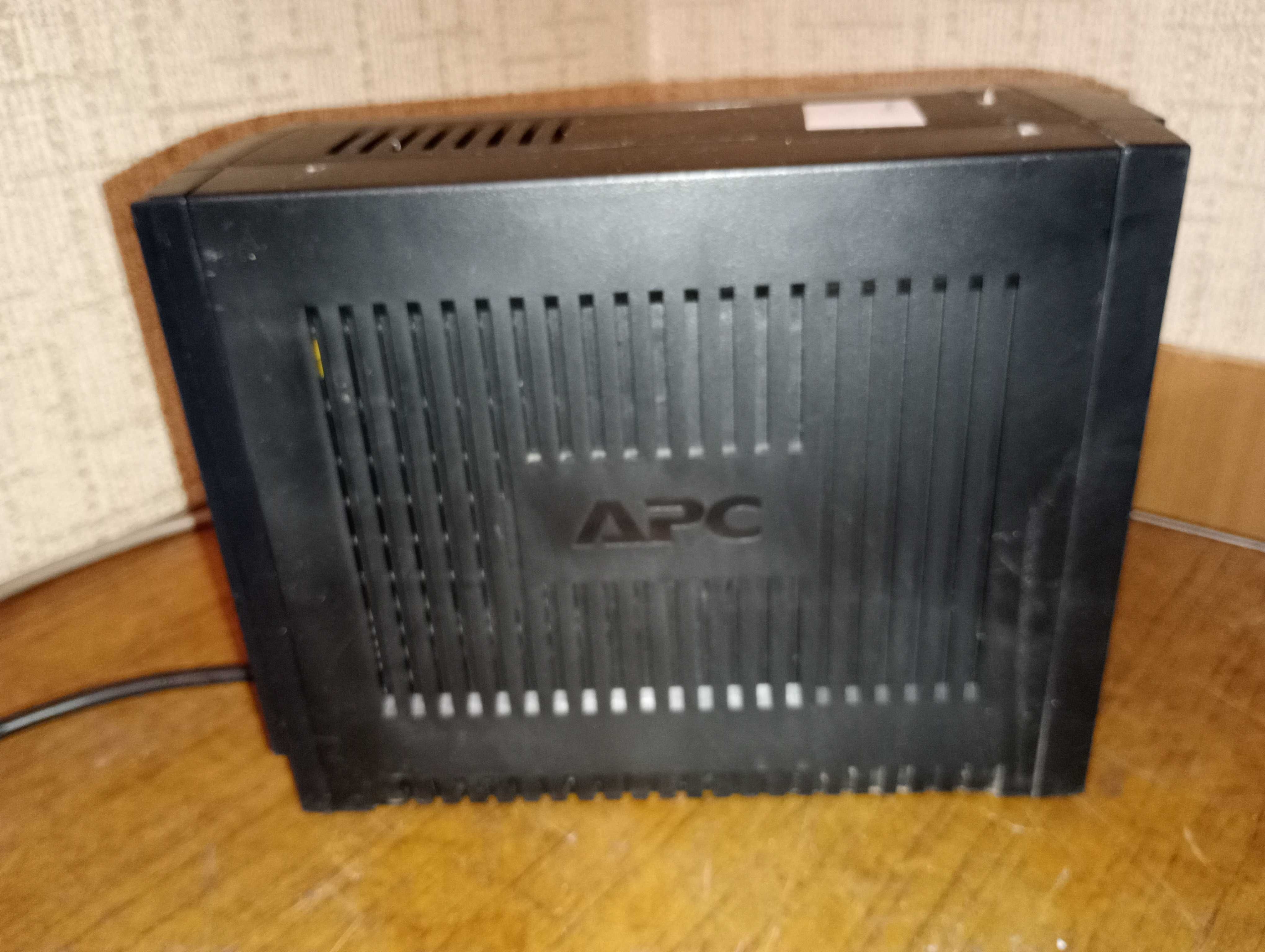 APC Back-UPS 650VA (BC650-RSX761) в ремонт, не працює