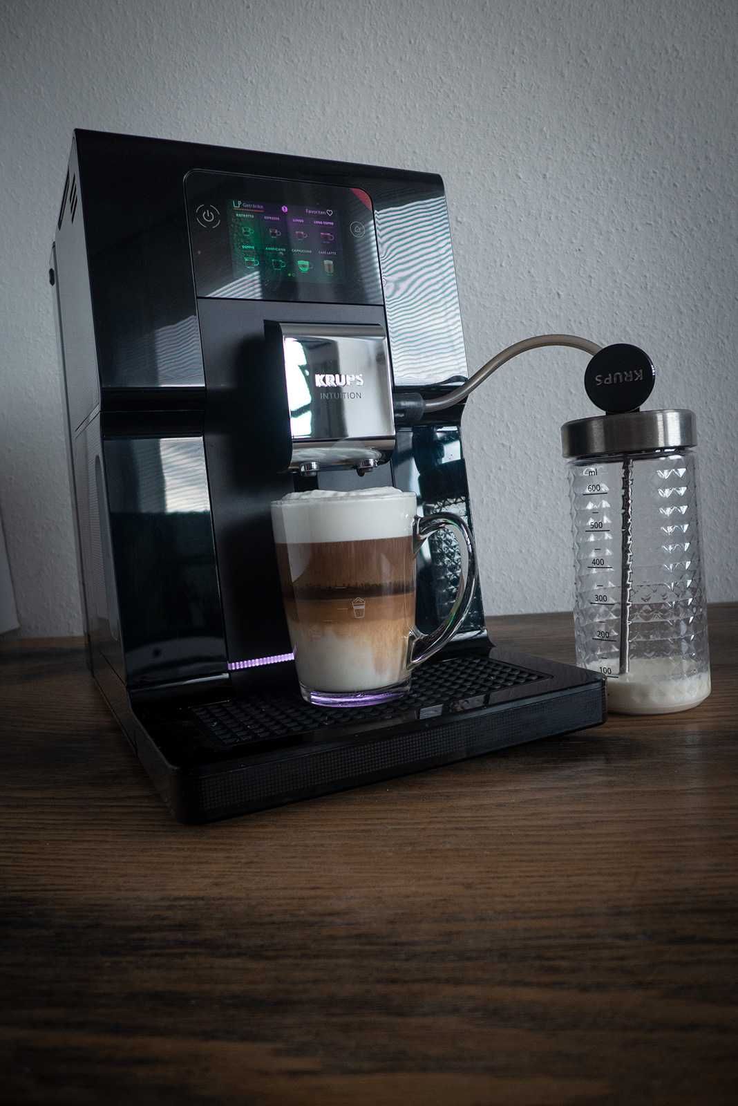 ekspres ciśnieniowy do kawy KRUPS EA8738 Intuition espresso cappuccino