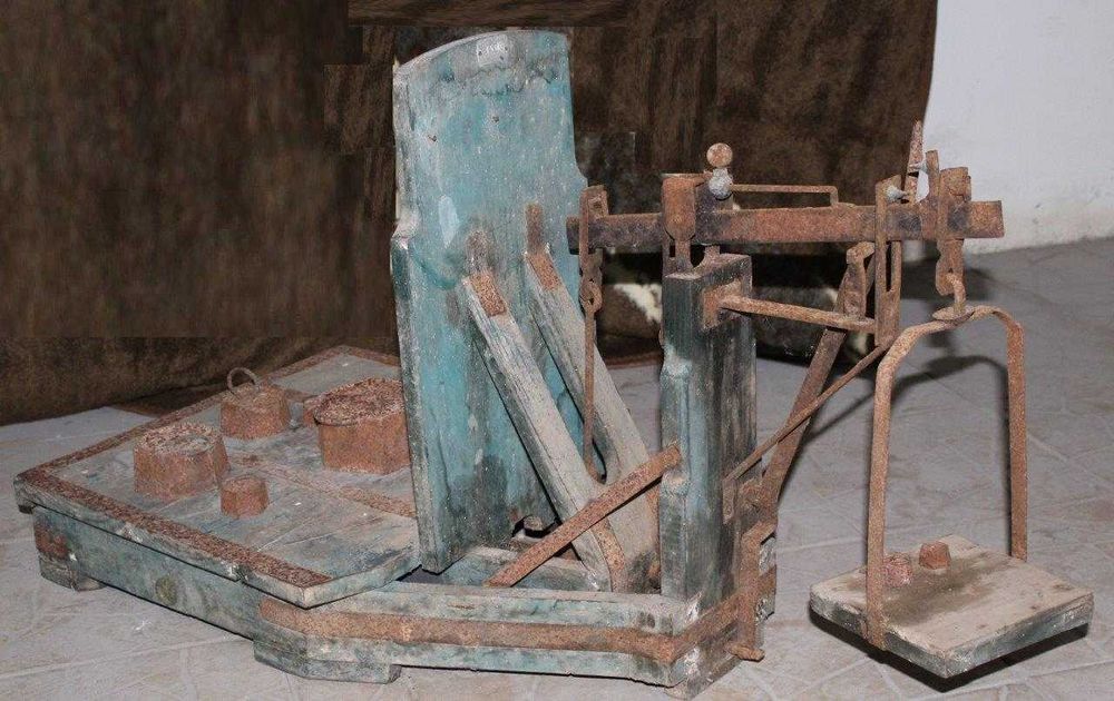 Balança decimal antiga