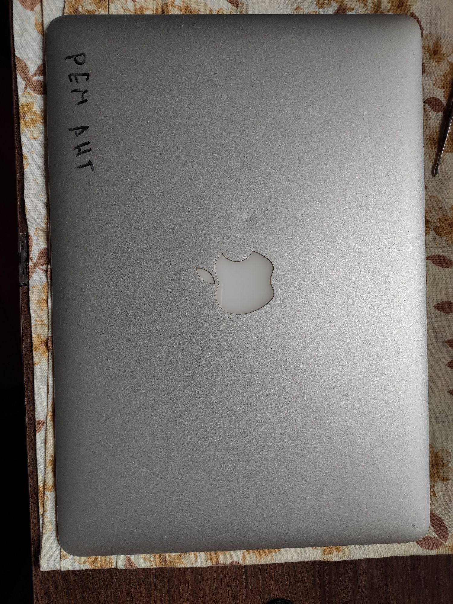 Екран MacBook air 13 a1466