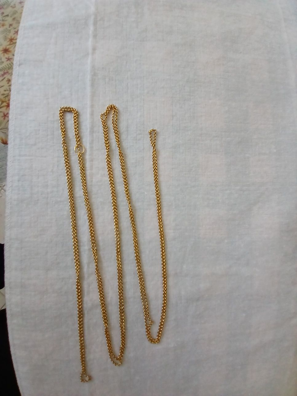 Cordão de ouro 19k 28 gramas mede 1 m de comprimento 2000€