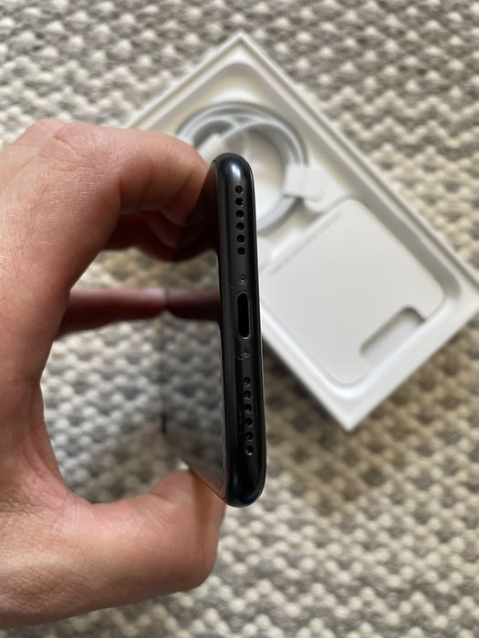 Iphone SE - stan bardzo dobry