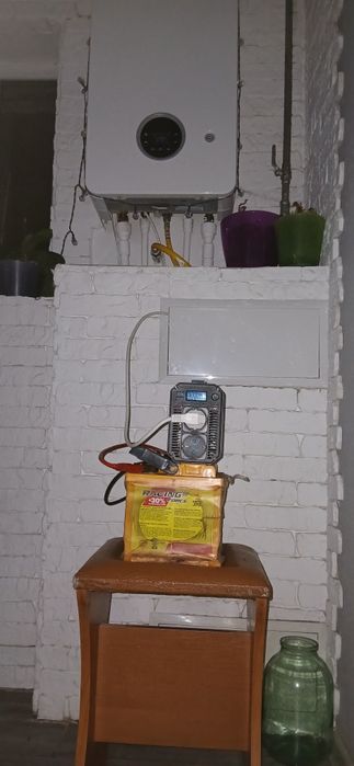 Инвертор 12/220 вольт