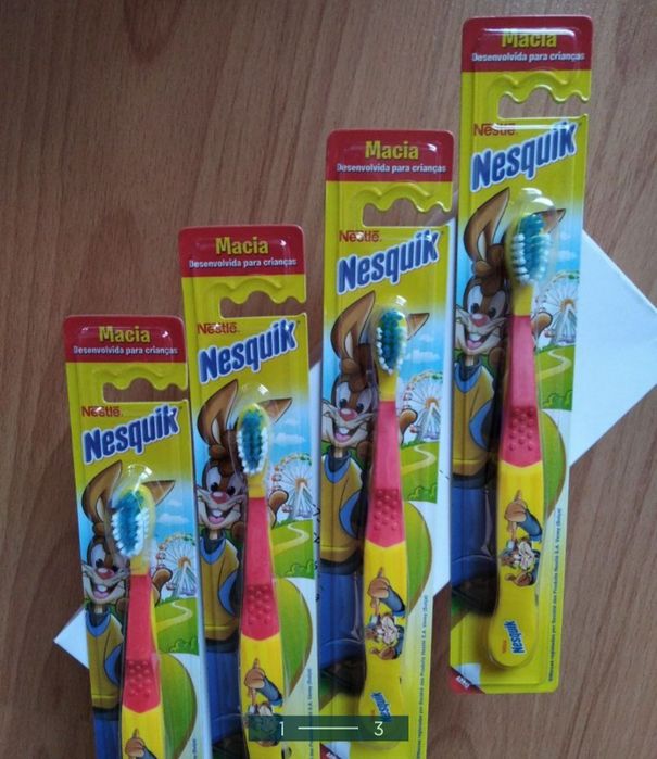 Escovas dentes crianças