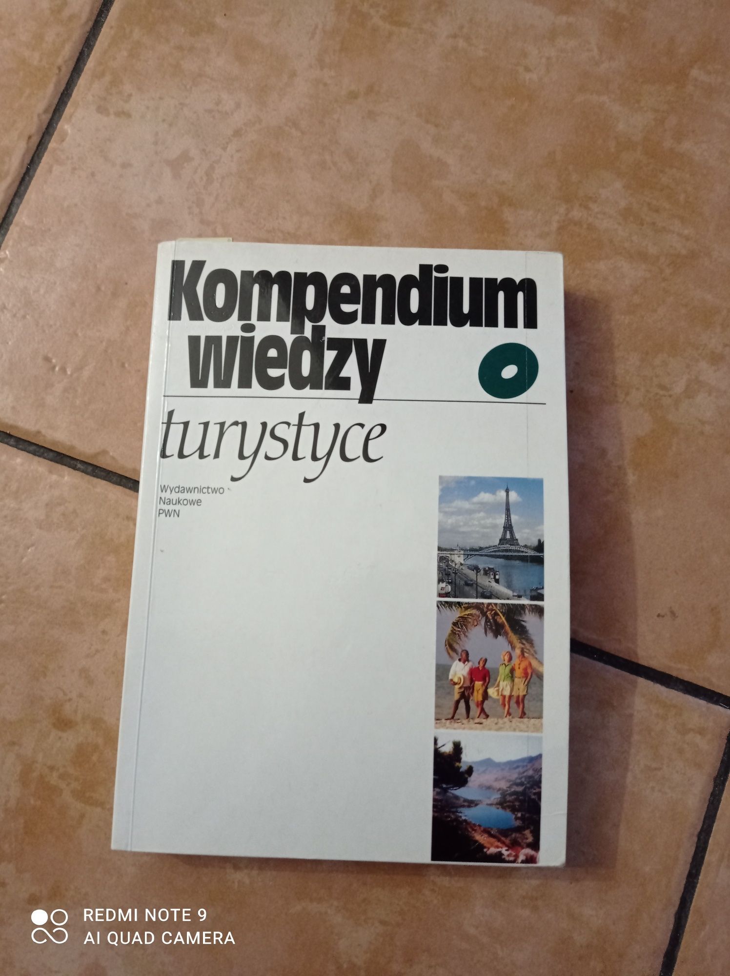 Kompendium wiedzy o turystyce PWN