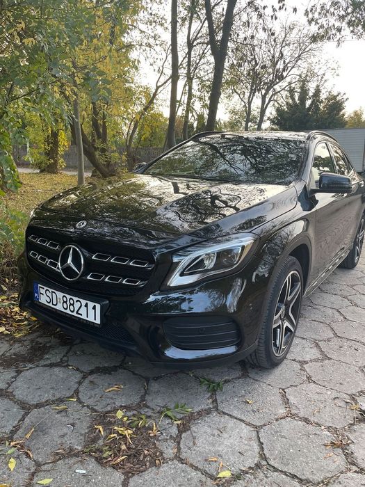 Mercedes-Benz GLA Mercedes-Benz GLA 200 d