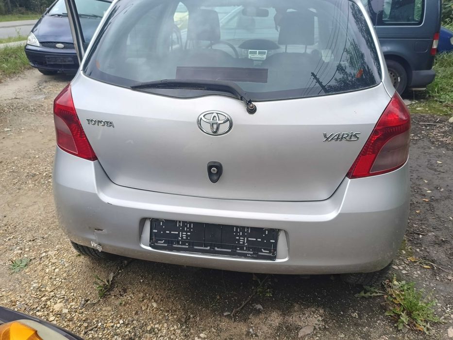 toyota yaris 2006rok