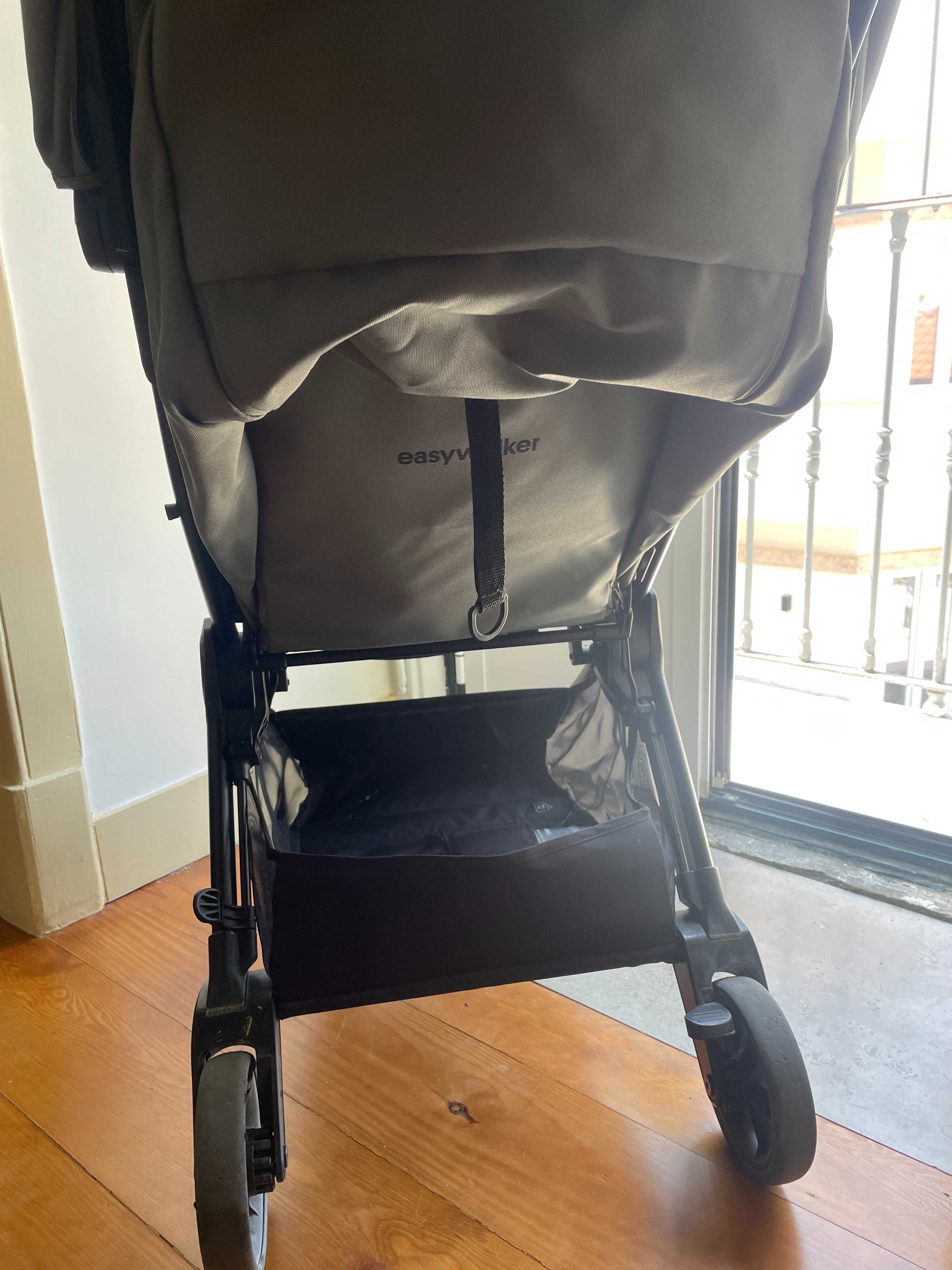 Easywalker Jackey 2 Carrinho de Passeio  – Agave Green cybex