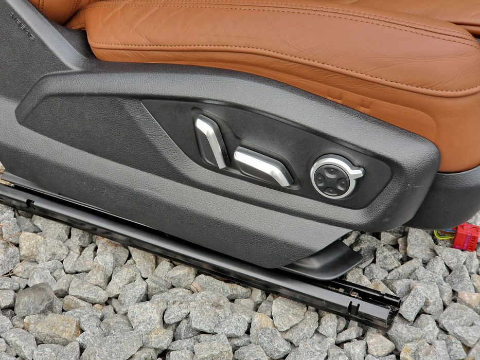 Салон шкіряний Audi Q7 4M e-tron Розборка