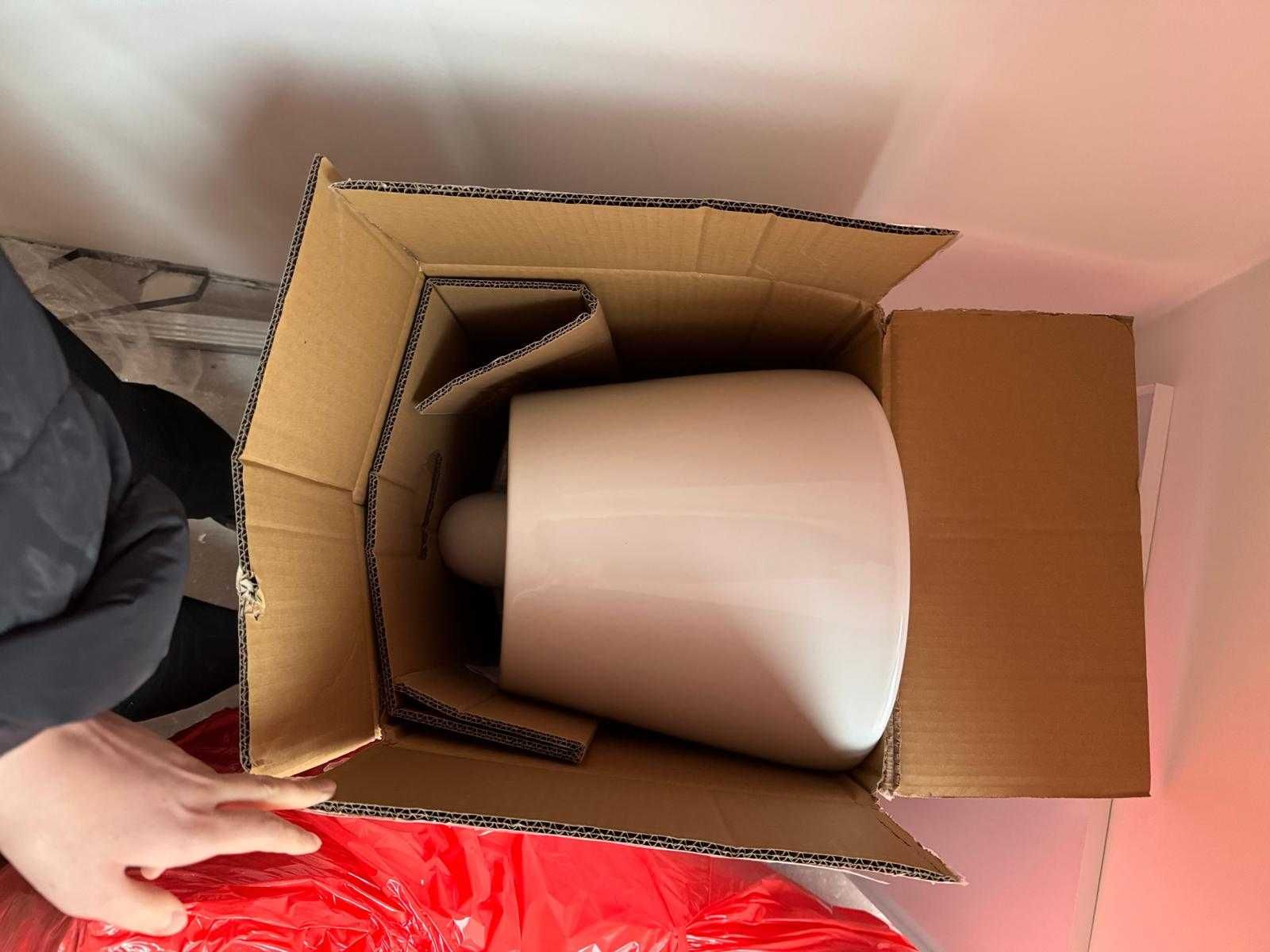 Oltens Hamnes miska WC PureRim z SmartClean z deską wolnoopadającą