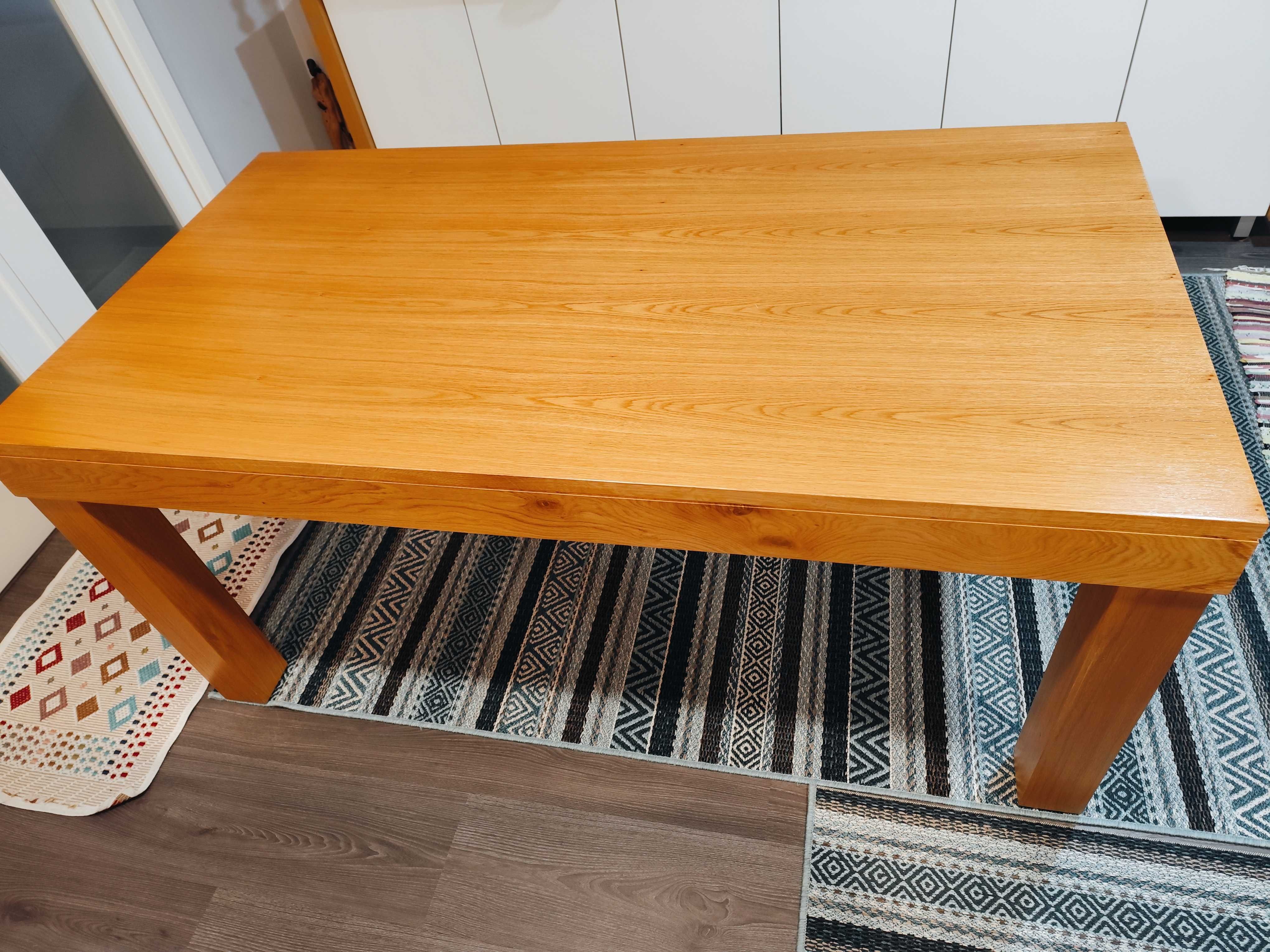 Conjunto sala de estar e jantar | Mesa e Sofás-cama