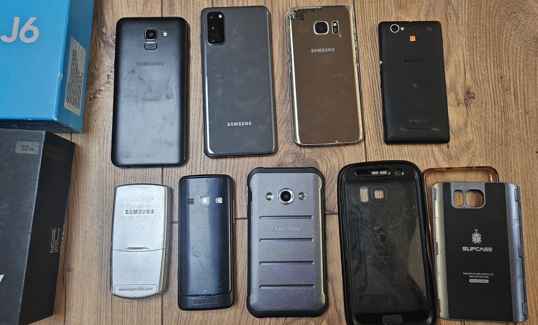 Telefon komórkowy Samsung S20  i inne