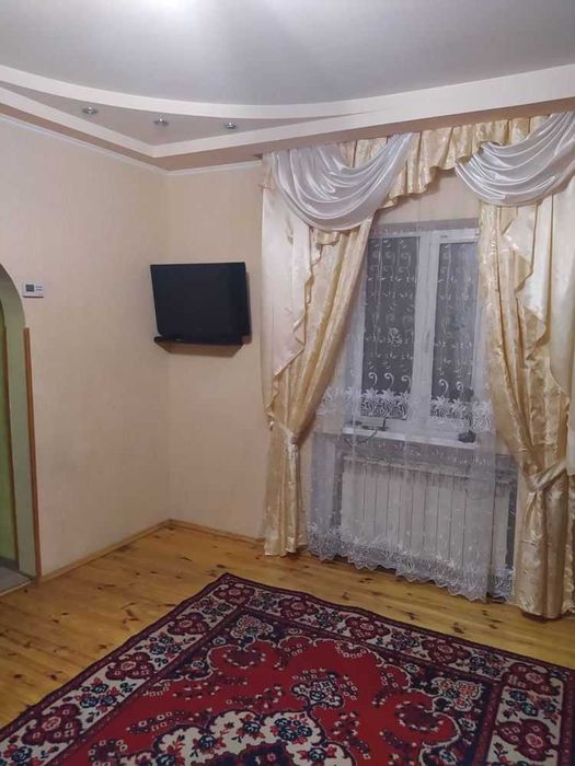 Ламбрикен та штори на карниз 2.50