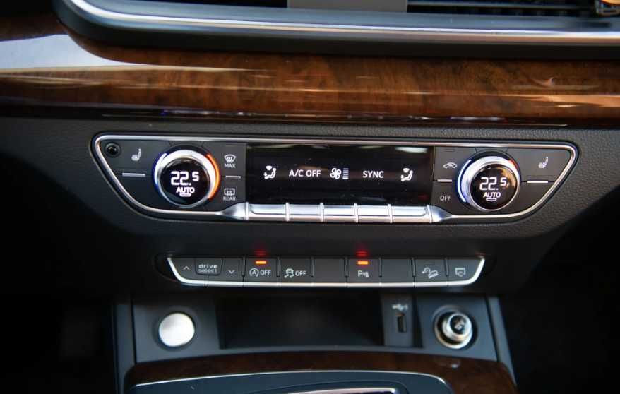 Audi Q5 2018 2.0 Quattro Premium Plus