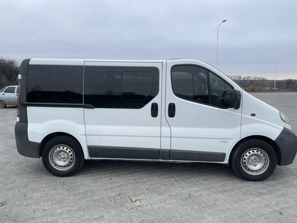 Продам Opel Vivaro