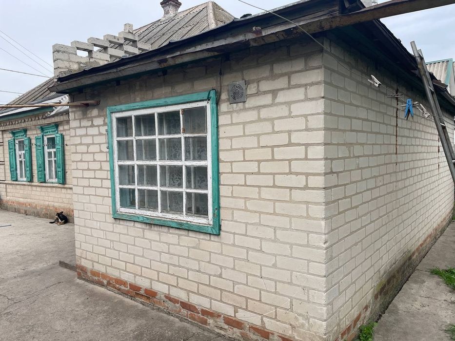 Продам добротний будинок в Підгородному