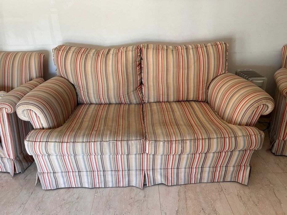 Sofá 2 Lugares + 1 Poltronas