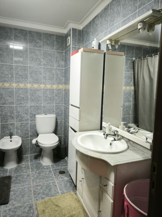 185000€ - Urgência na venda --- Apartamento T3 remodelado, garagem pri