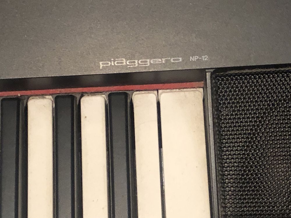Teclado yamaha NP 12