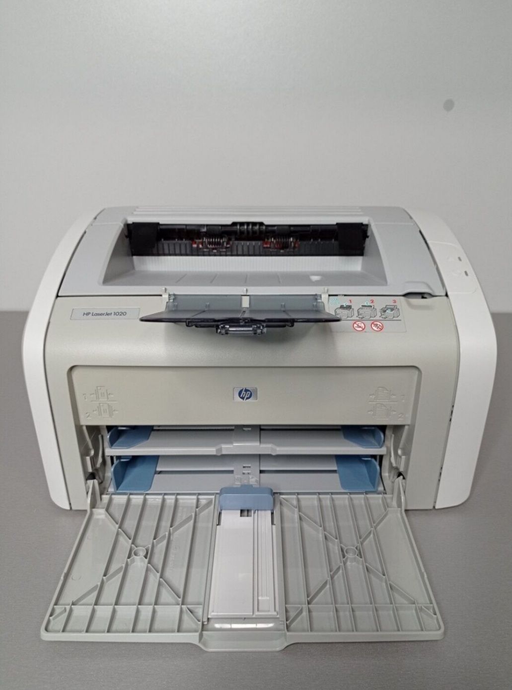 Принтер HP LaserJet 1020