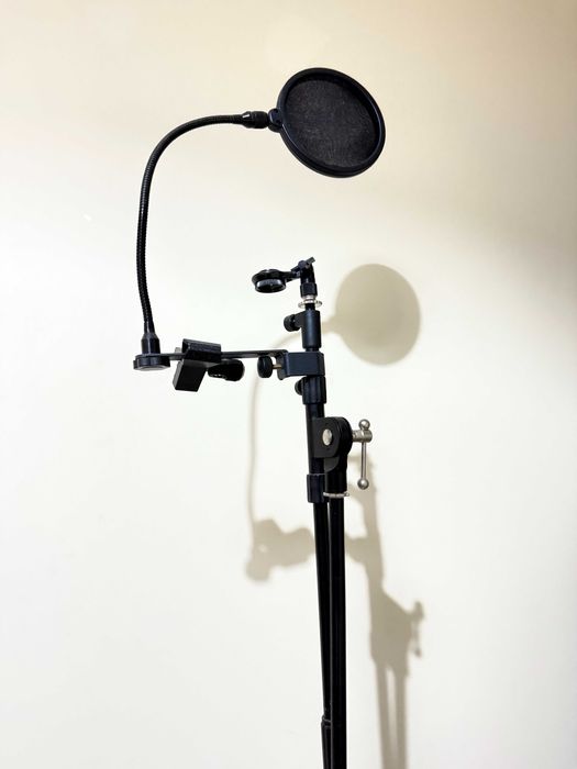 Tripé para microfone como novo