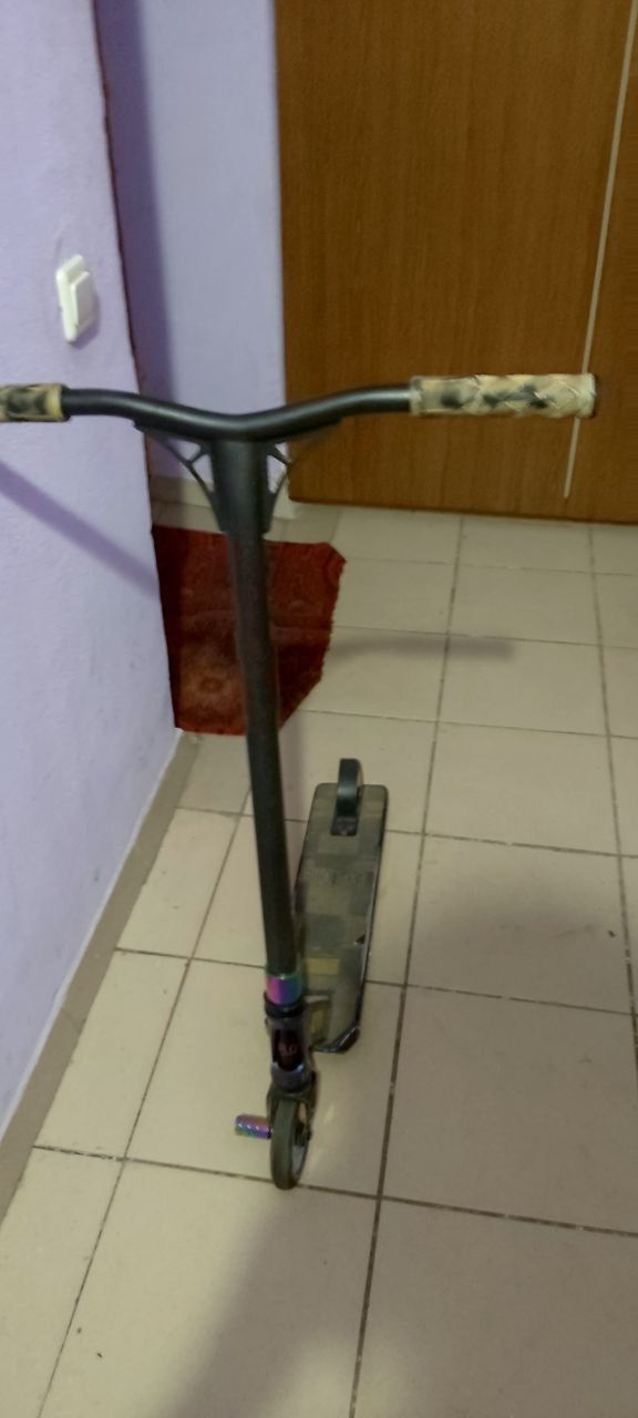 Самокат трюковой
