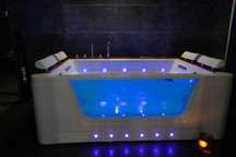 Mieszkanie z jacuzzi na doby w sercu miasta