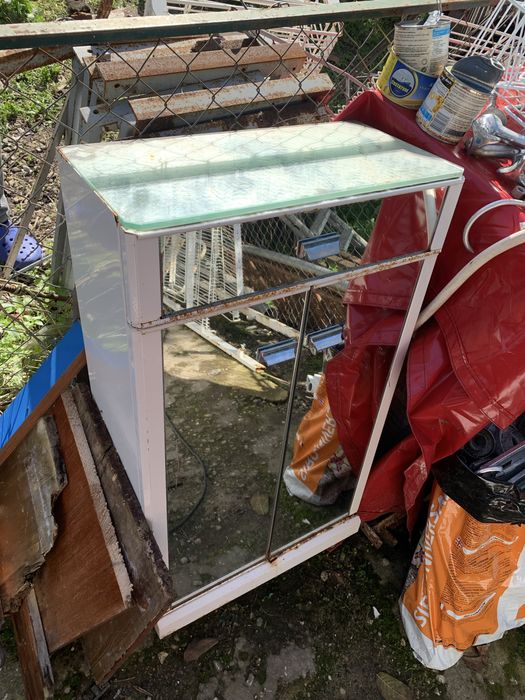 Caixa de espelho para casa de banho