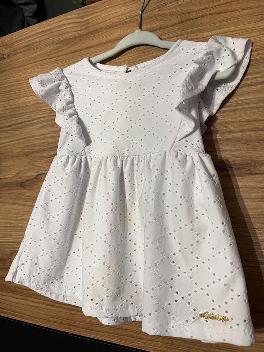 Biała sukienka dla dziewczynek