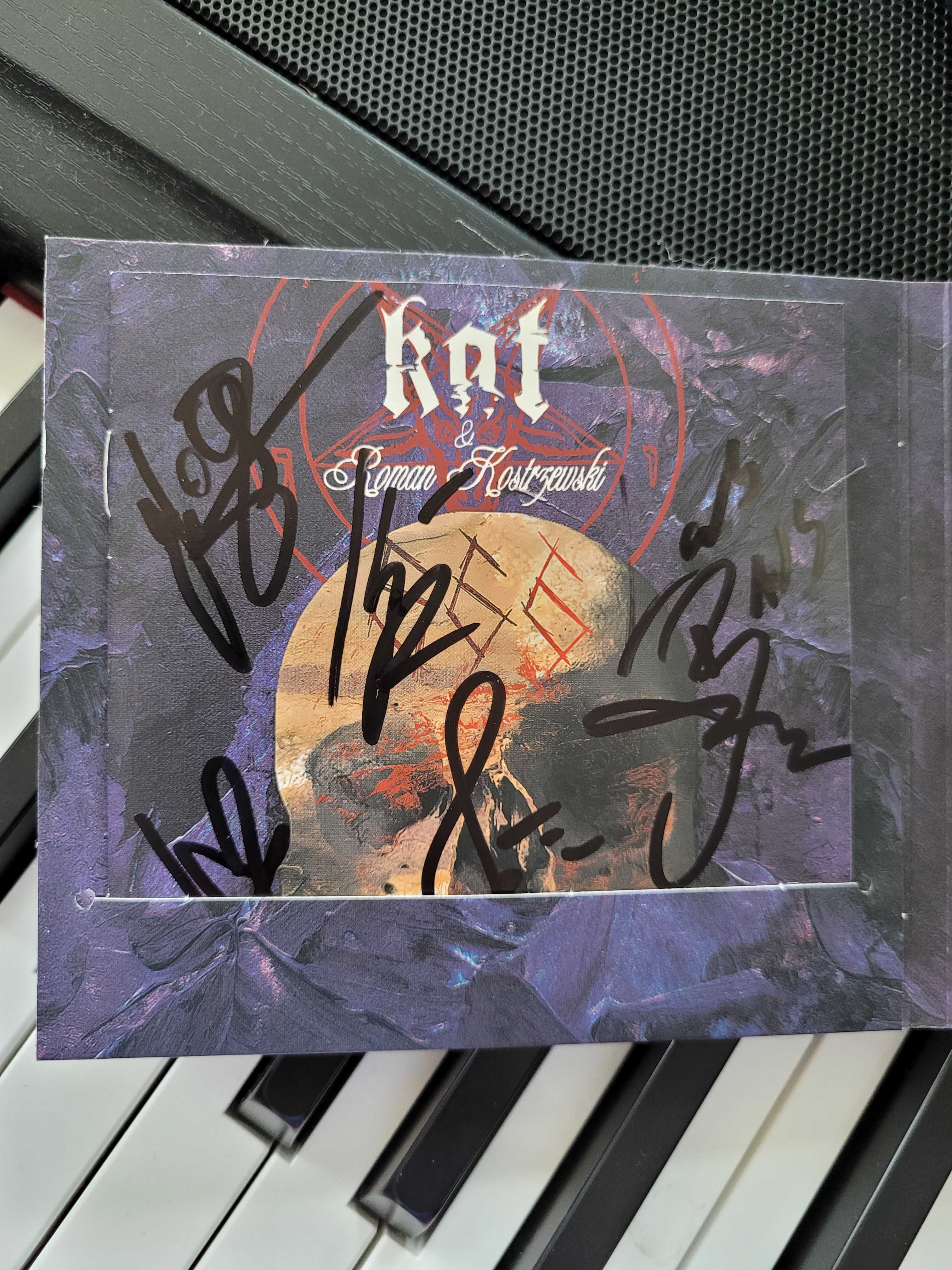 Kat 666 płyta CD z autografami zespołu
