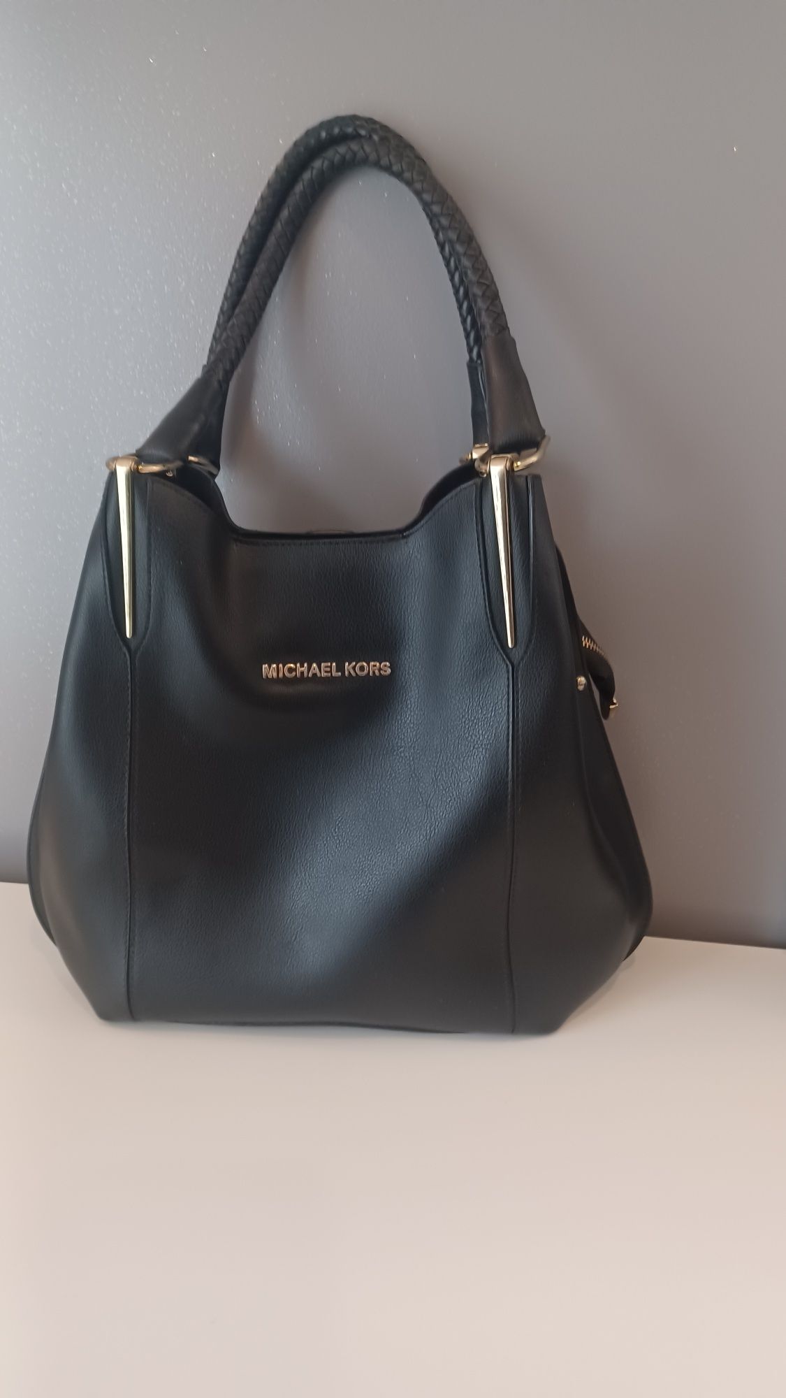 Czarna torebka  a la Michael Kors