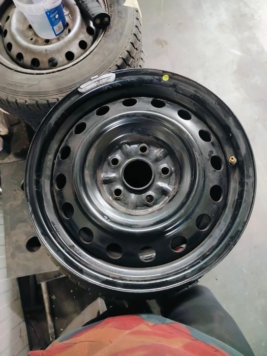 Felgi stalowe toyota auris 2 Avensis t27