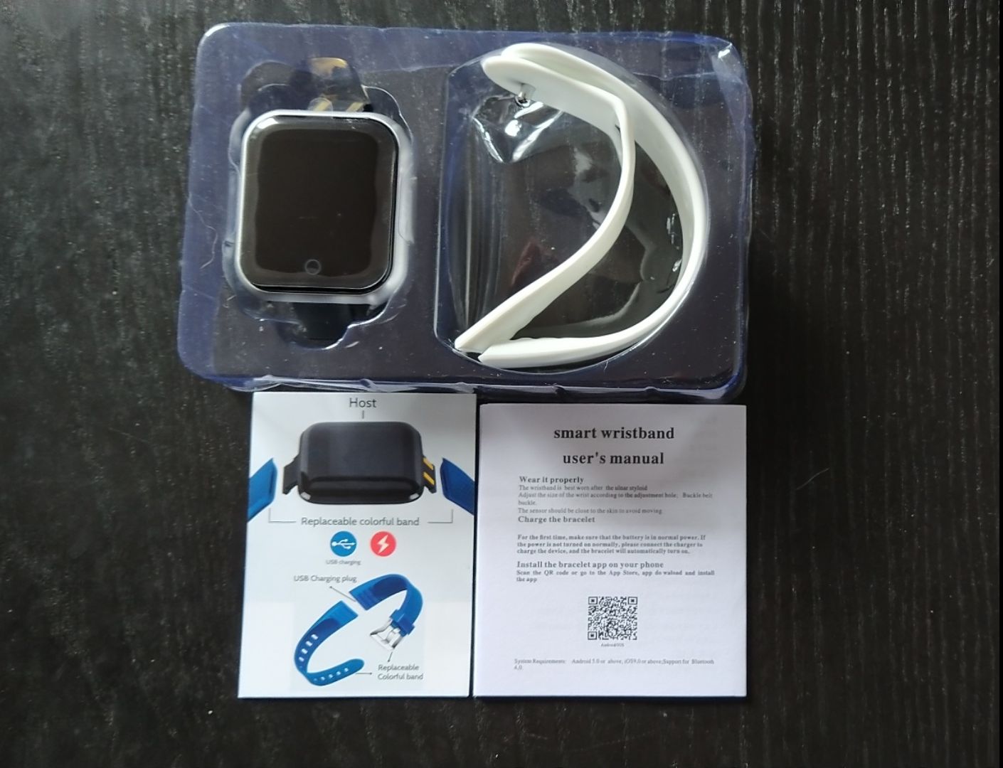 Smartwatch multifunções com pulseira branca - novo