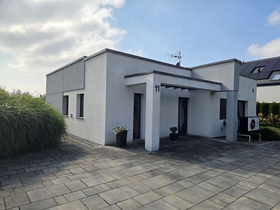 Wynajmę dom parterowy z działką-REZERWACJA DOMU