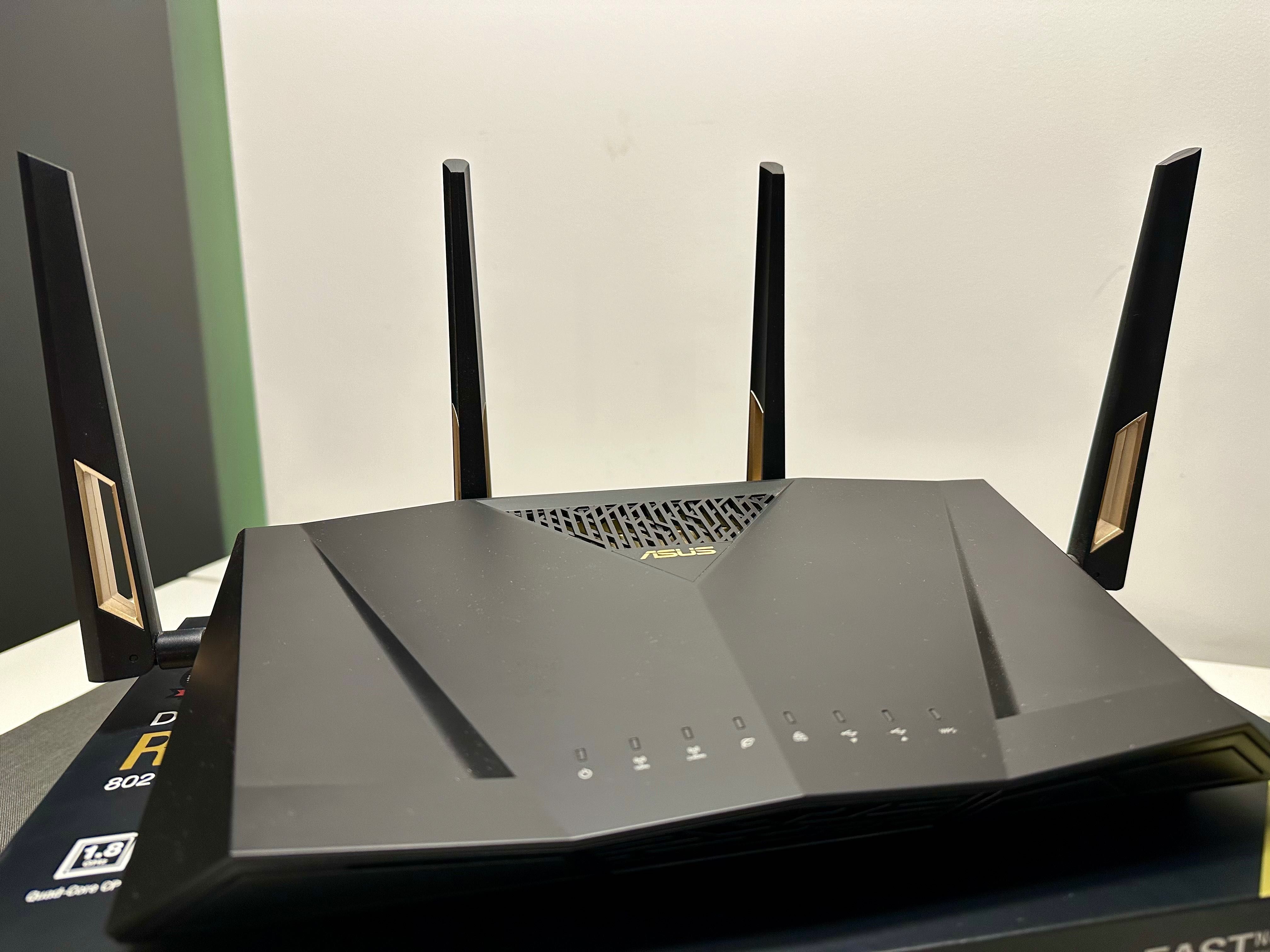 Router ASUS RT-88AX Wi-Fi 6, 2,4GHz&5GHz, MIMO 4x4, tryb boost gaming