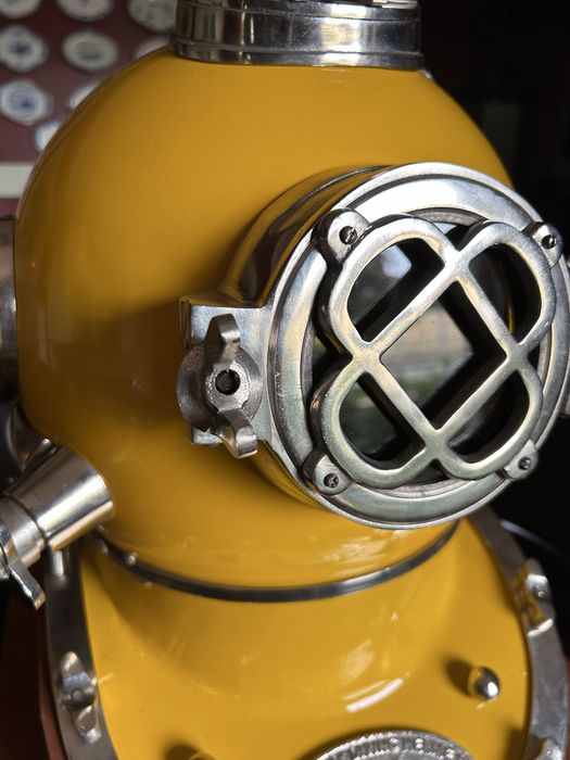 Escafandro XXL / Candeeiro / Coleção e Decoração