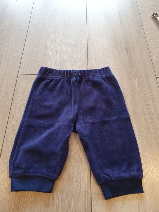 Granatowe spodnie dresowe. Cool Club. Rozmiar 62.