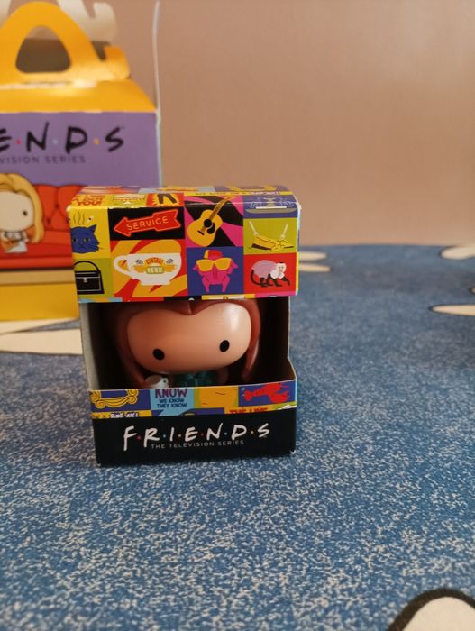 Фігуркі FRIENDS, MacDonald, Monica y Joey
