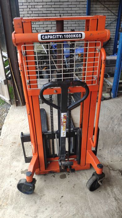 Hydrauliczny wózek podnośnikowy,paleciak,wózek paletowy 2m