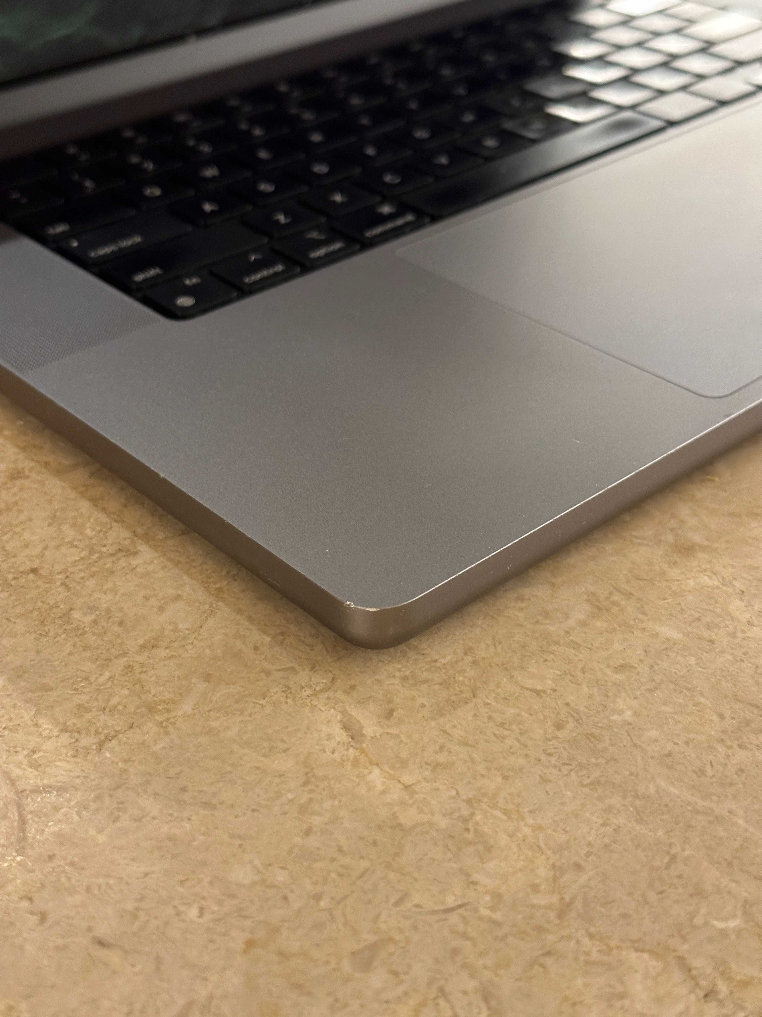 Macbook Pro M2 - 16 inches - 2023 - QWERTY