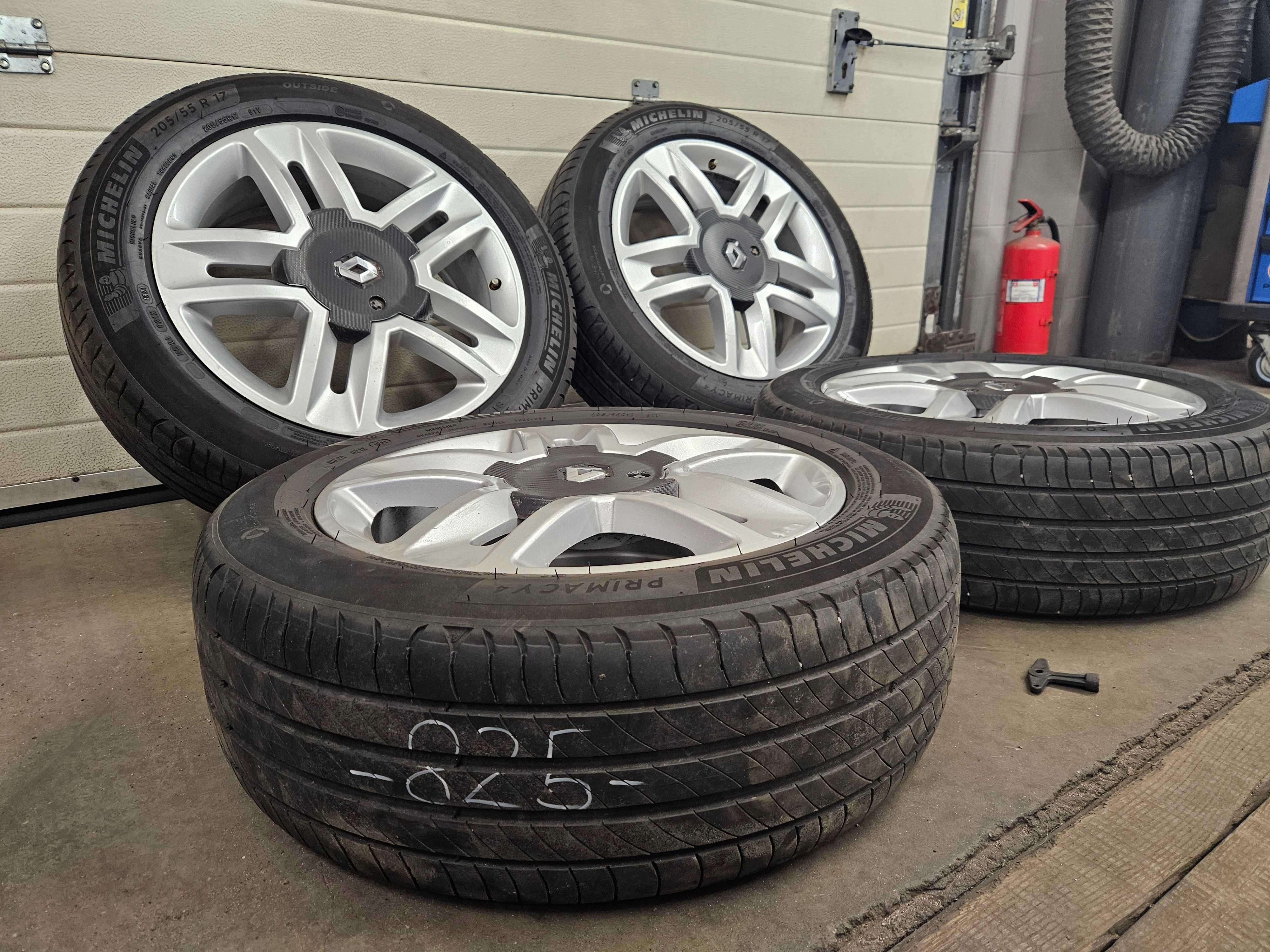 4x100 R17 - Alufelgi Renault Grand Scenic Megane Scenic Dacia Sandero