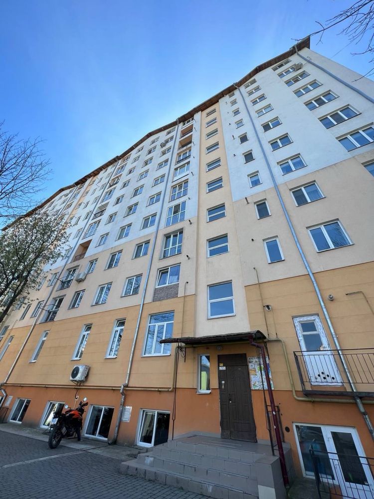 Продам 1к квартиру в центрі з ремонтом вул Сахарова 27б.Новобудова