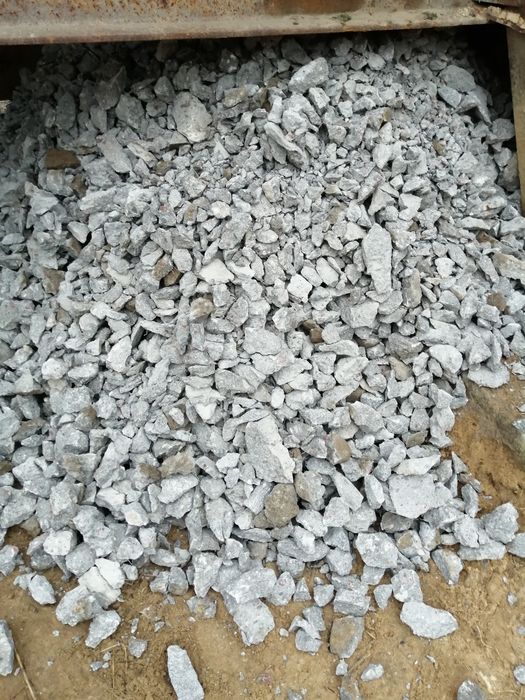 wyburzenia, młot, kucie posadzki, koparka, ładowarka,gruz