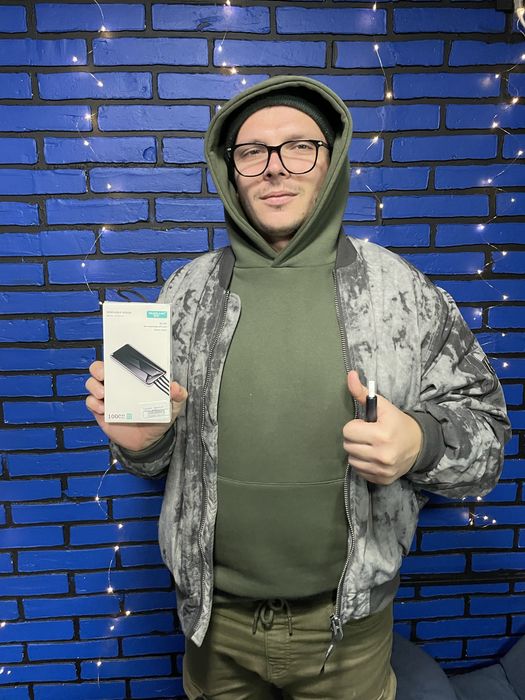 Розпродаж! Новий повербанк Power Bank 10000 mAh з вбудованими кабелями