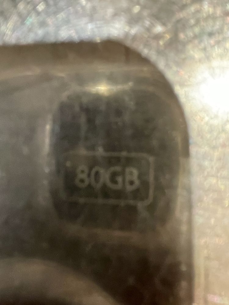 Ipod clasic 80GB z ładowarka i sluchawkami