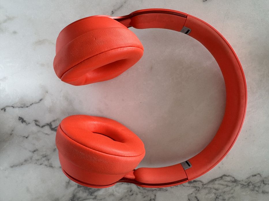 Słuchawki nauszne Beats SoloPro Wireless – czerwone